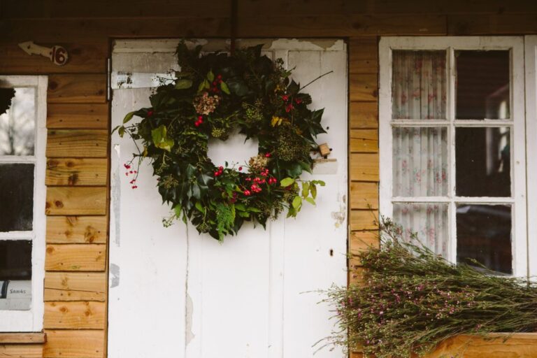 CHRISTMAS WREATH WORKSHOPS ARE BACK!